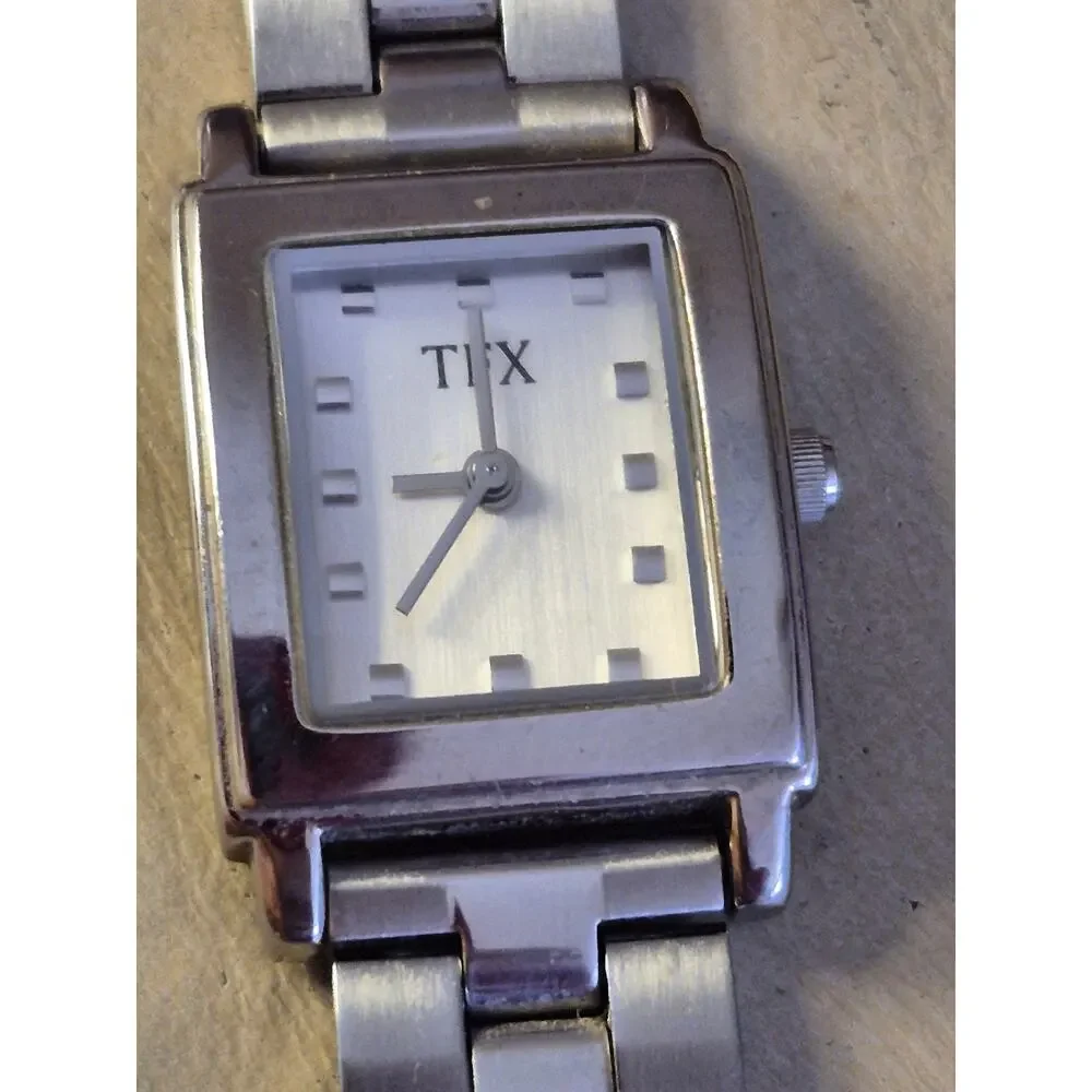 TFX by Bulova‎ Ladies Watch New Battery Tank styled Silver toned Minimalist
